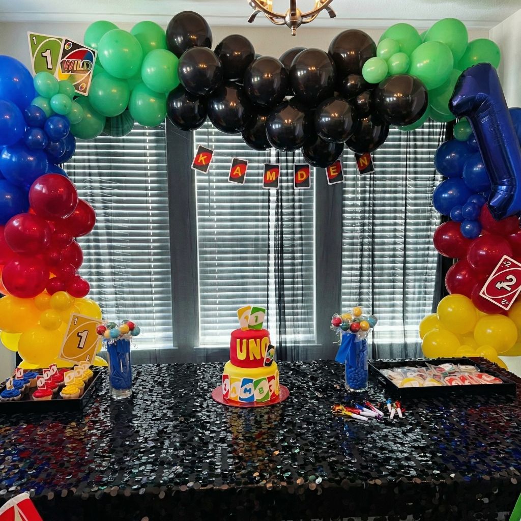 UNO themed party