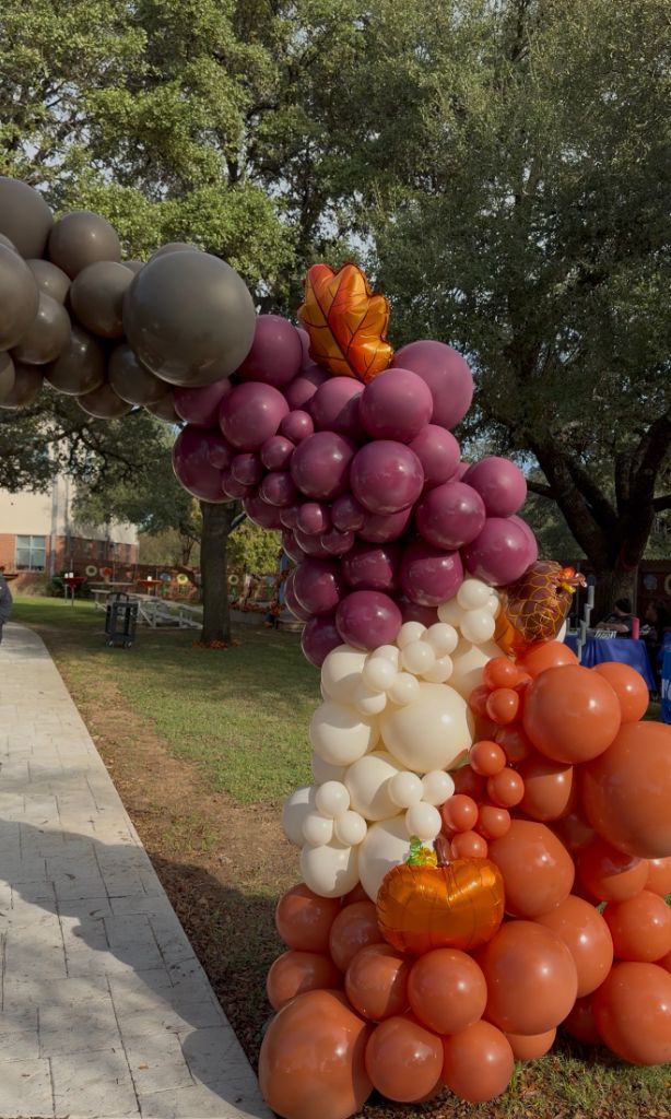Fall festival balloon arch detail view